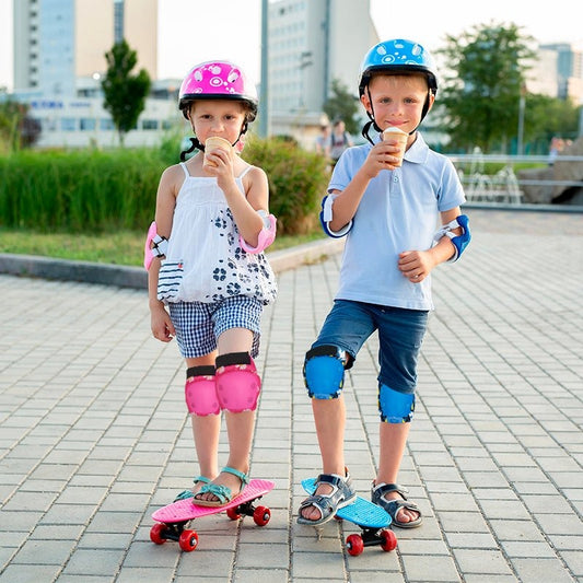 Gray helmet for bikers